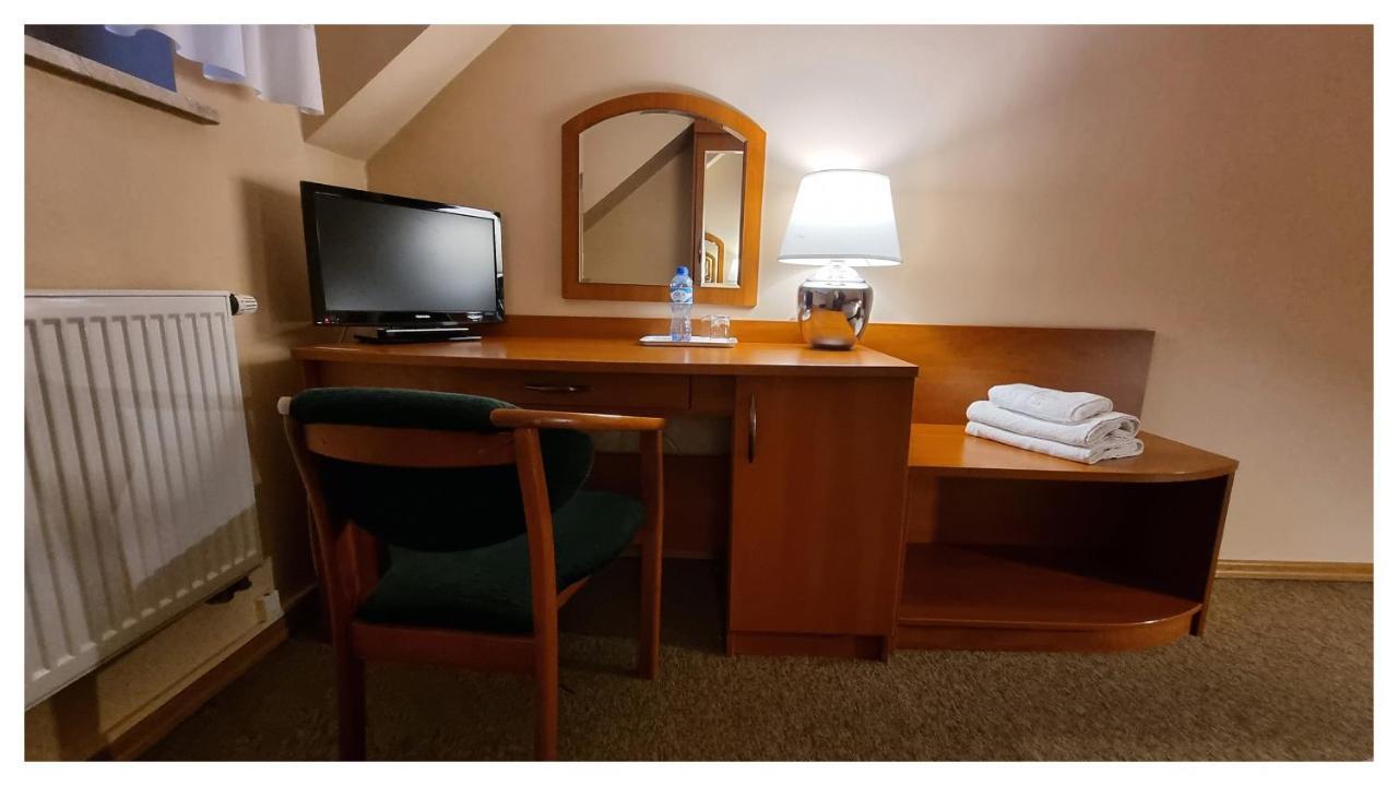 Hotel Jola Września Extérieur photo